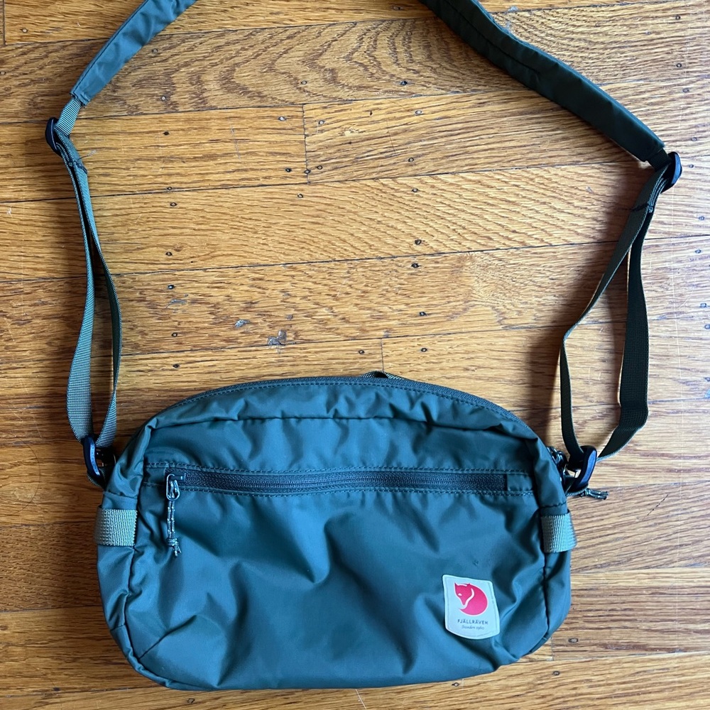 Fjallraven Green High Coast Crossbody Shoulder Bag